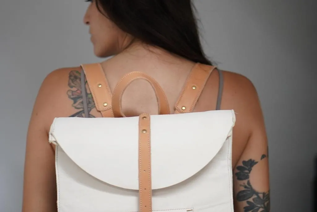 Back Briefcase Eco white