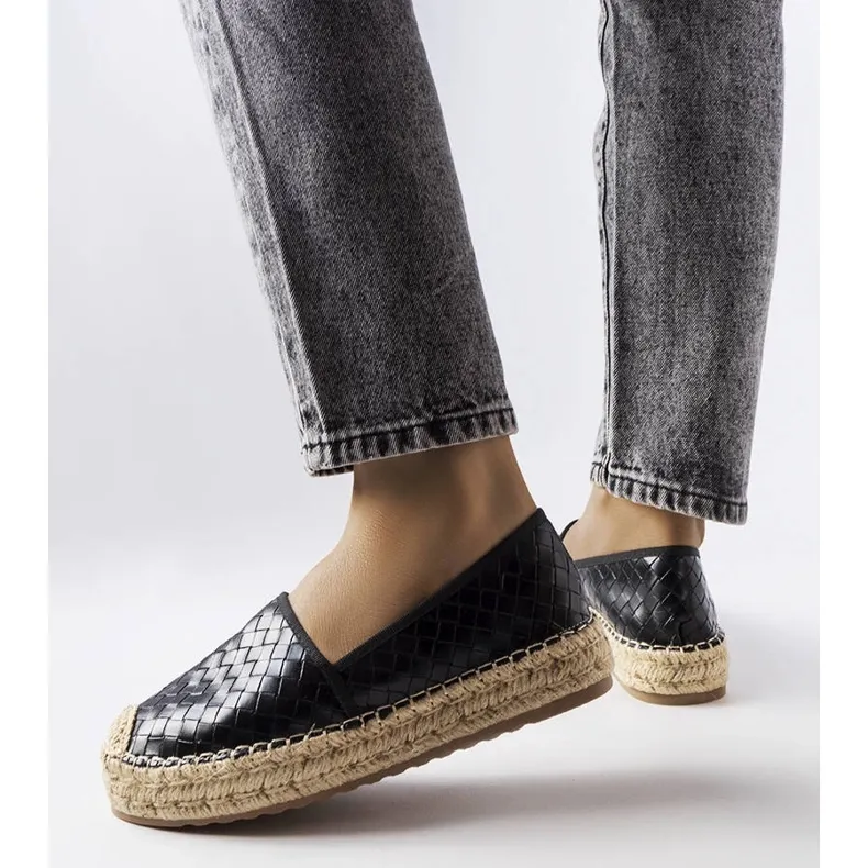 Black espadrilles decorated with Geoffrey embossing