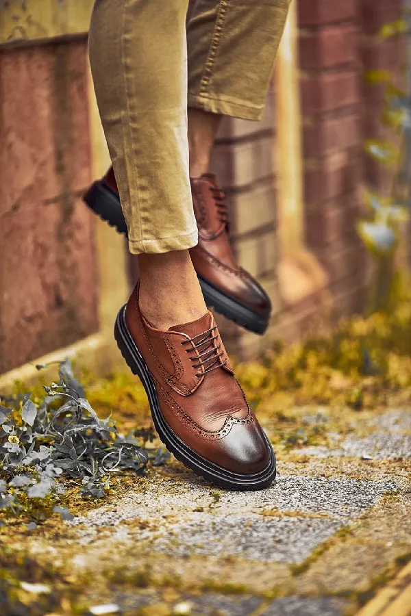 Brown Wing Tip Oxfords for Men | GentWith