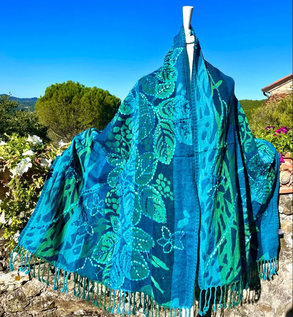 Cashmere Treasures - Pure Cashmere Shawls with Silk Stitched Floral Designs