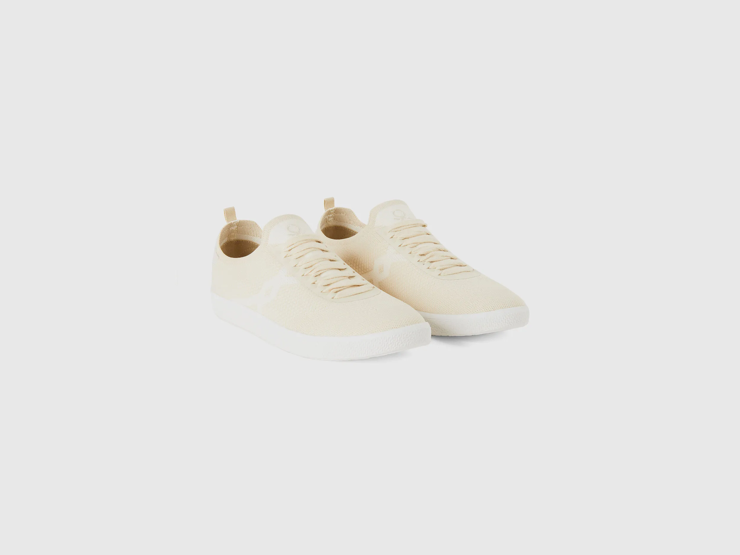 Creamy white and beige lightweight sneakers - Creamy White | Benetton