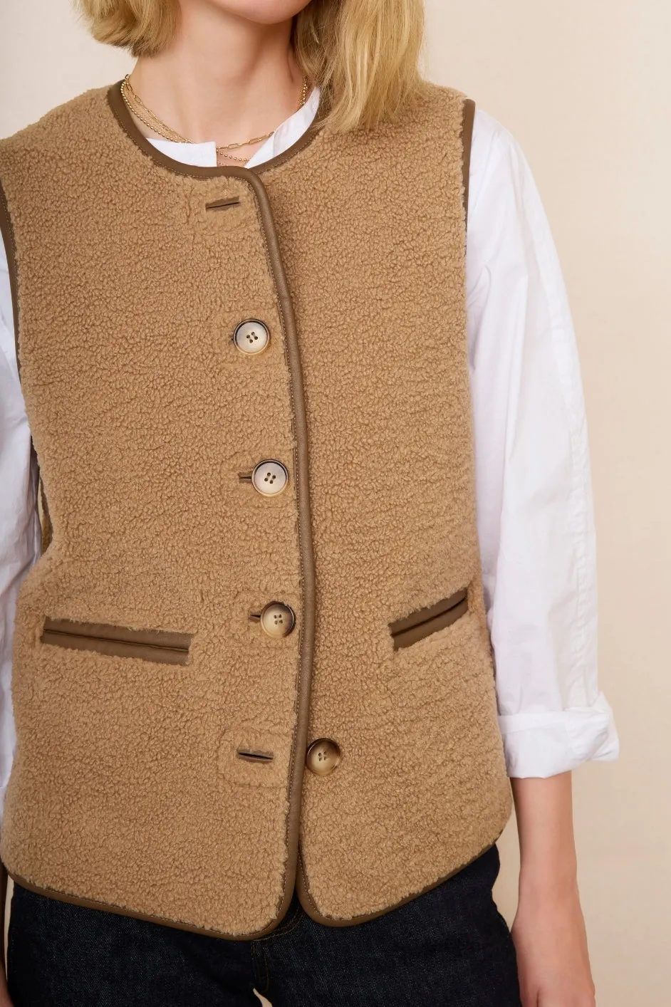 Ginny Borg Gilet - Toffee