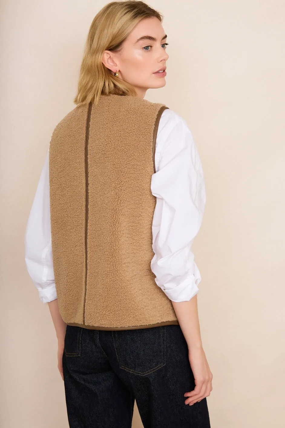 Ginny Borg Gilet - Toffee