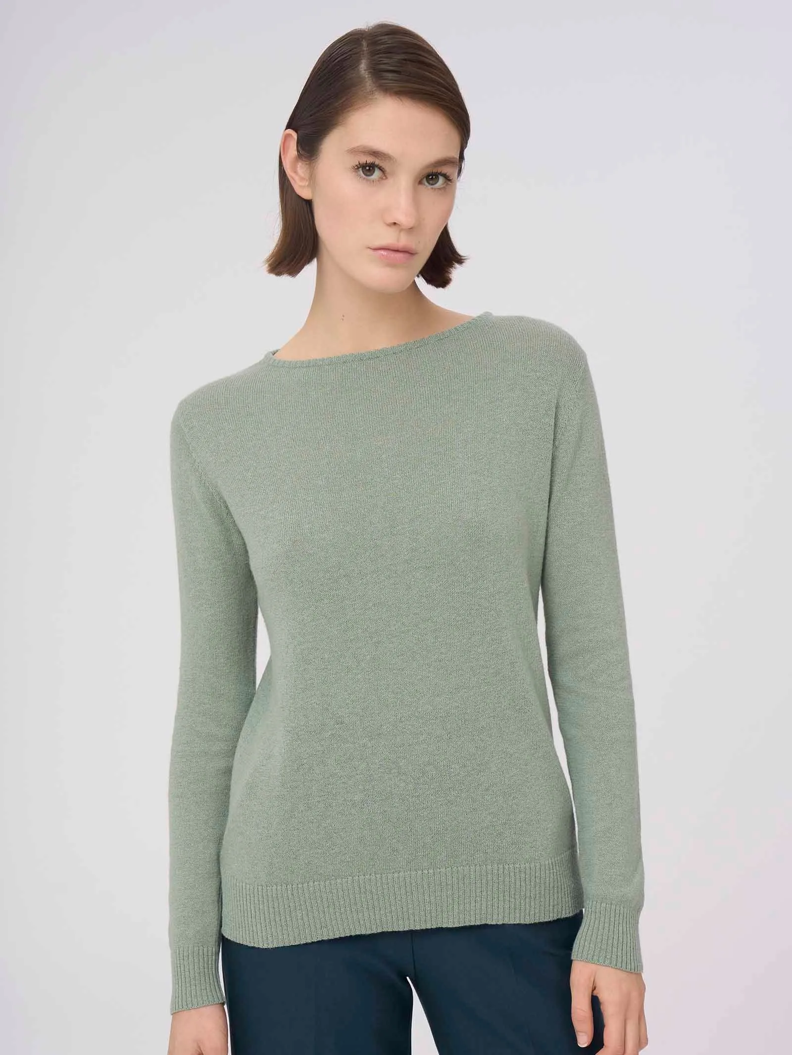 Maglia con scollo barchetta in filato Nice Wool - Kombu Green