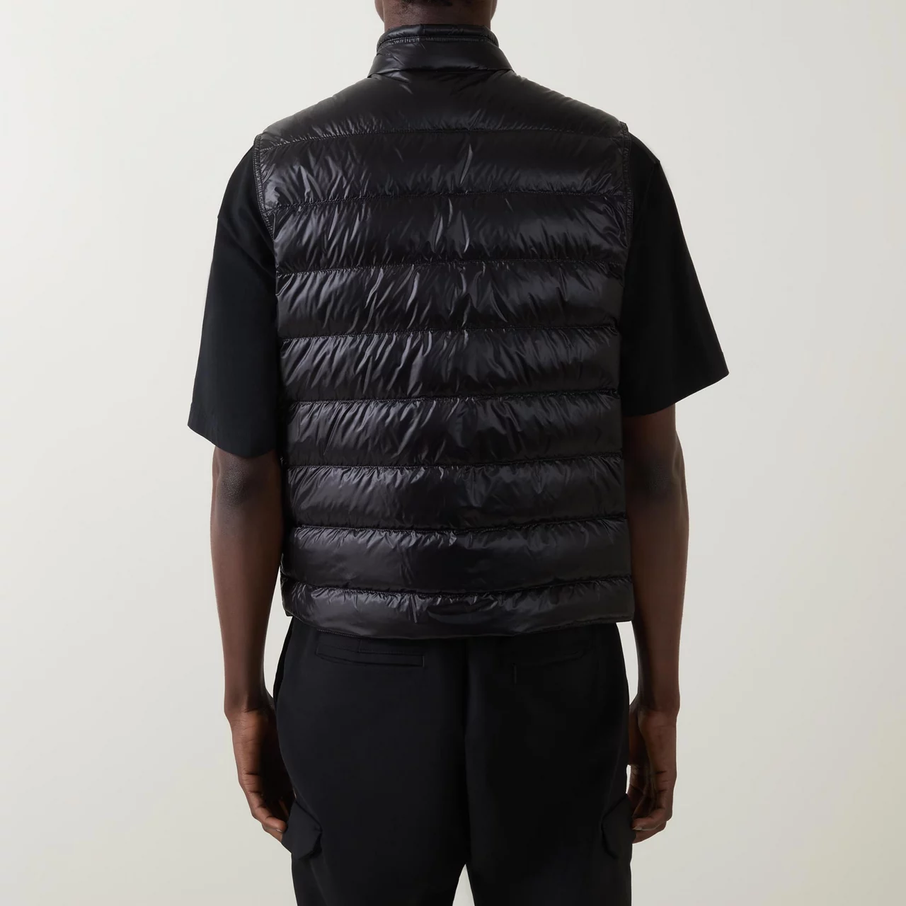 MONCLER Gui Down Puffer Gilet - Black