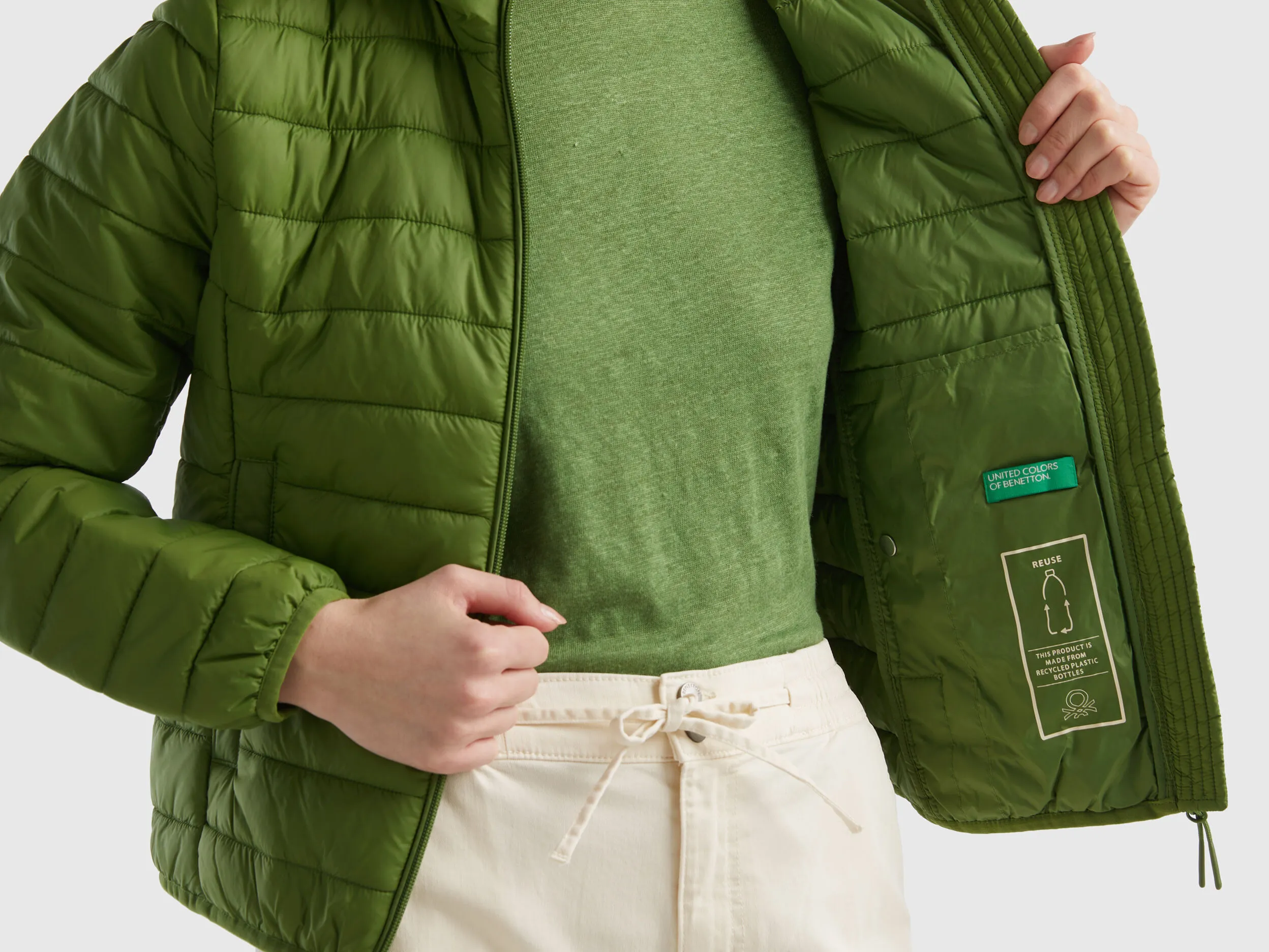 Puffer jacket with recycled wadding - Military Green | Benetton