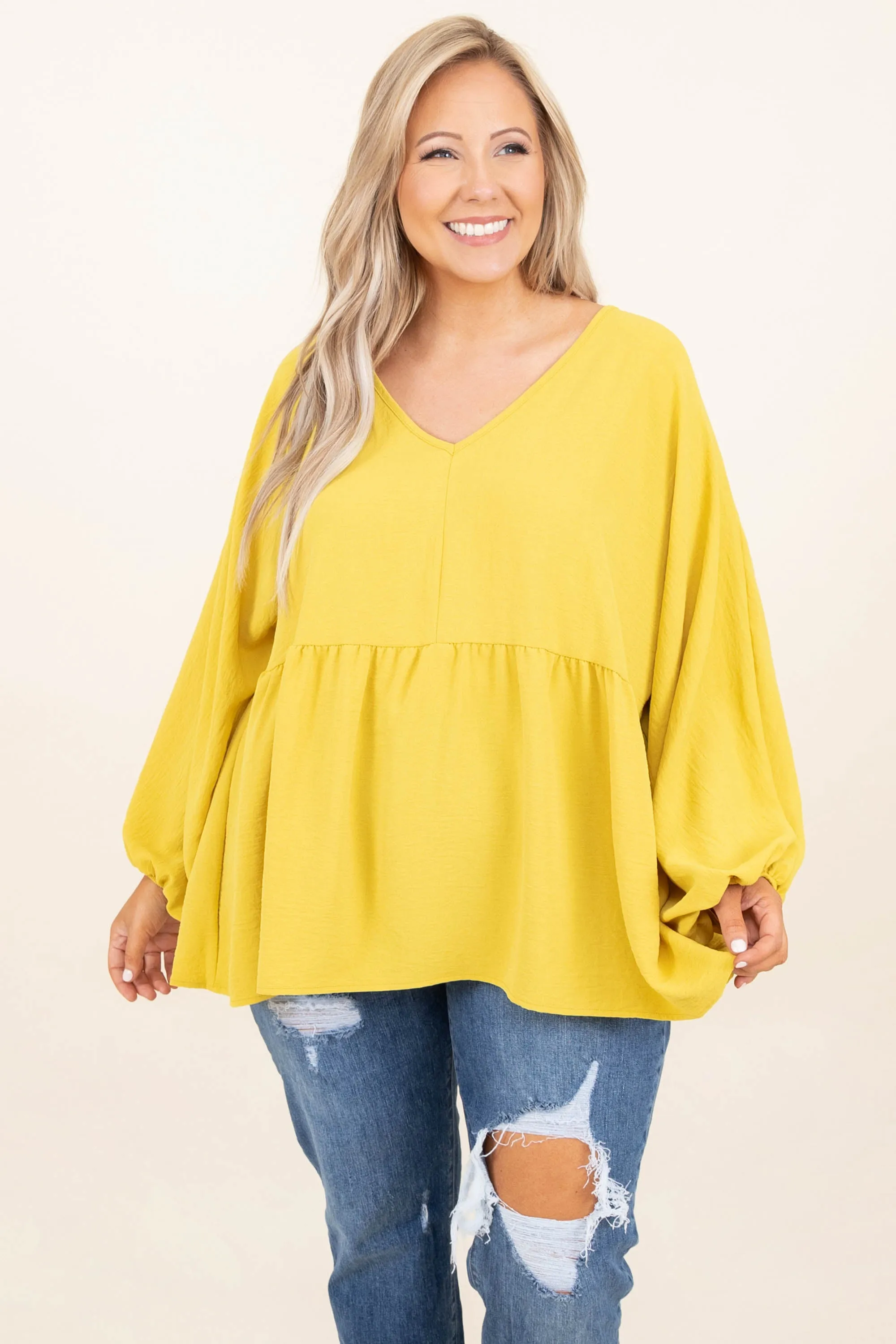 Queen For A Day Top, Gold Kiwi