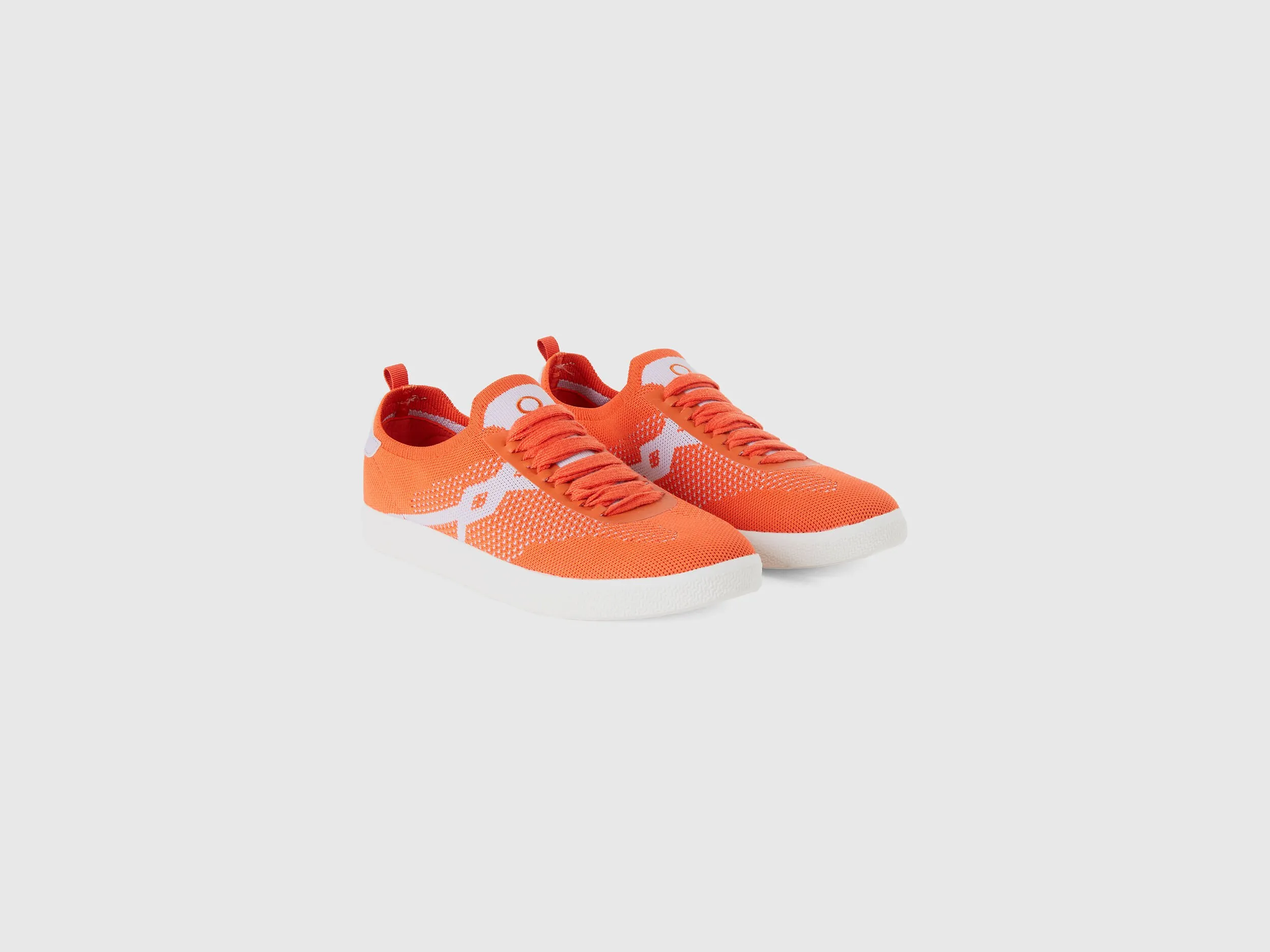 Red and white lightweight sneakers - Red | Benetton