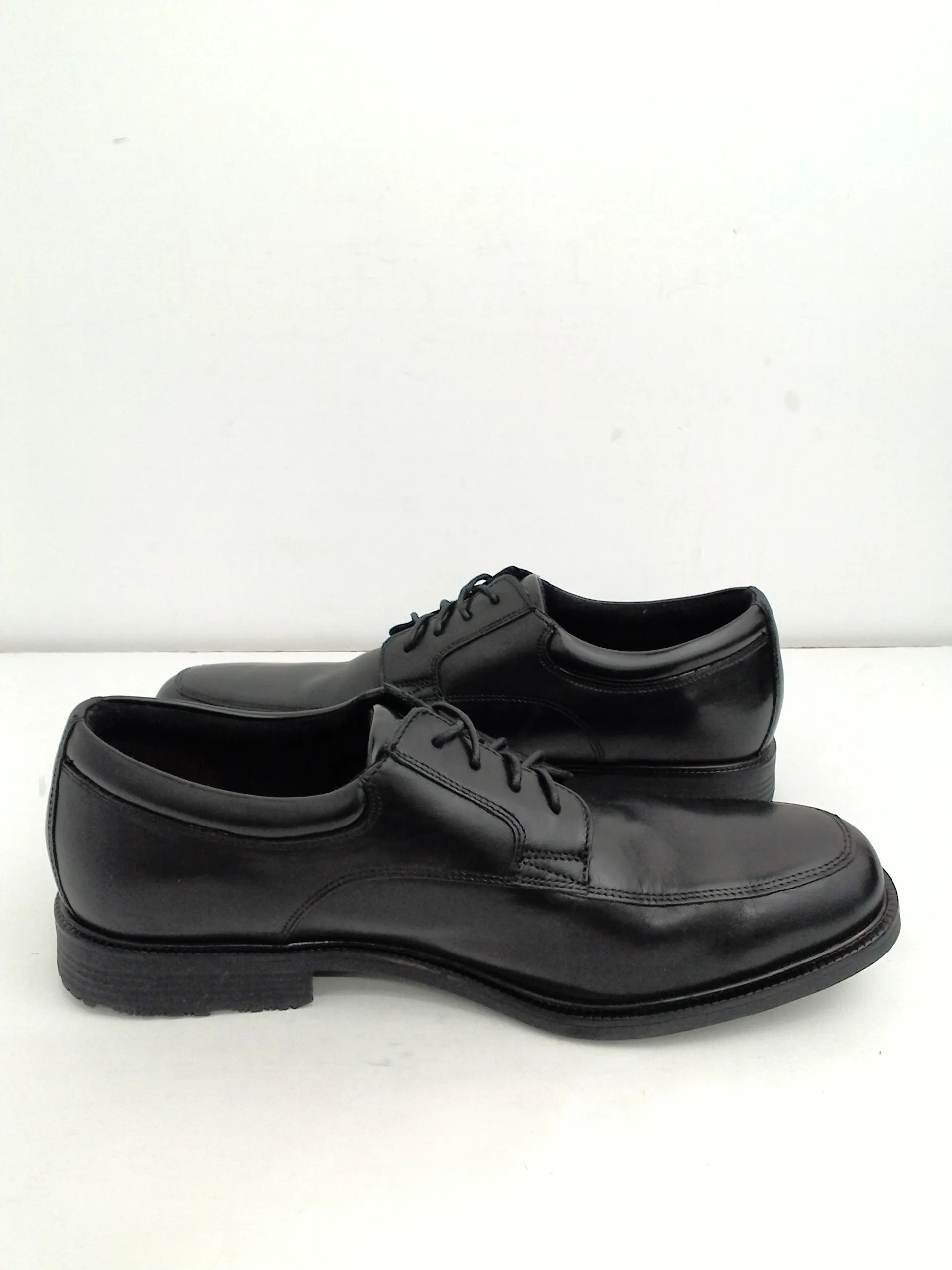 Rockport Men's Bike Toe Oxfords,  Lace-up closure black Leather Size 11 M