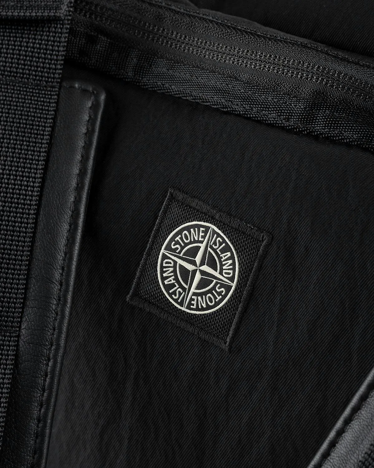 Stone Island – 91274 Nylon Twill Rucksack Black | Highsnobiety Shop