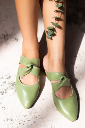 Taj Mahal Pointy Toe Mules in Olive Green