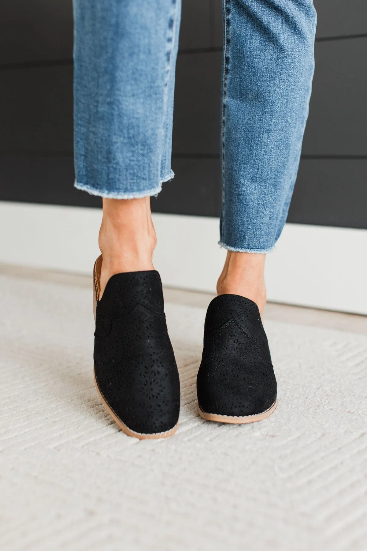 Very G Queen Mules- Black